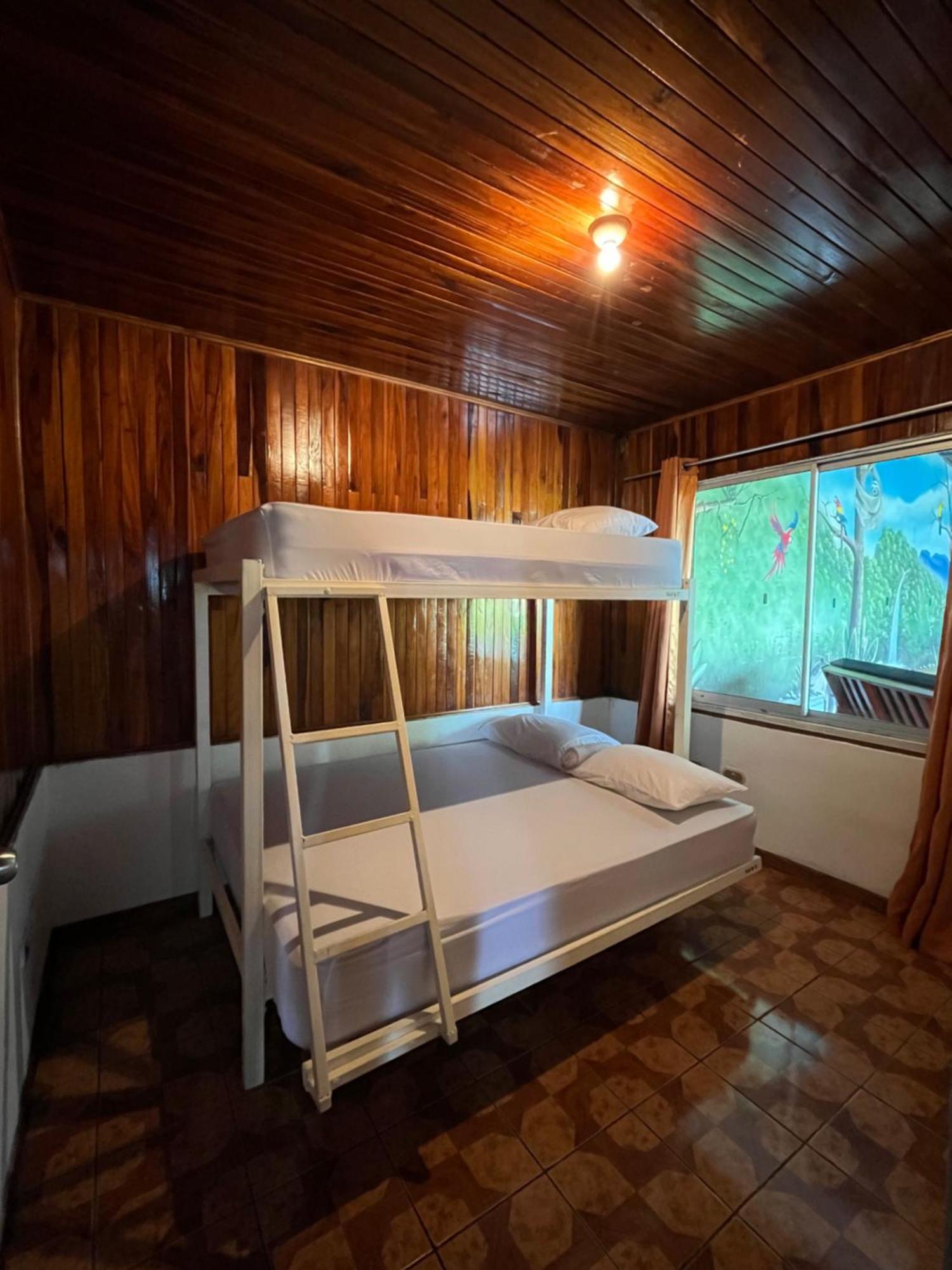 Arenal Sloth Hostel La Fortuna Exterior photo